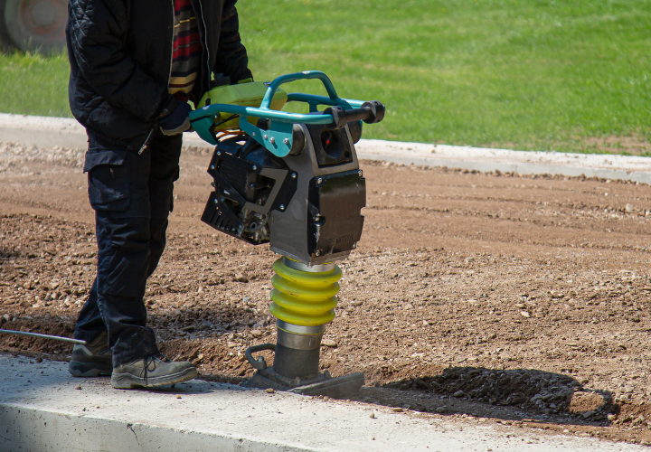 locação de compactador de solo