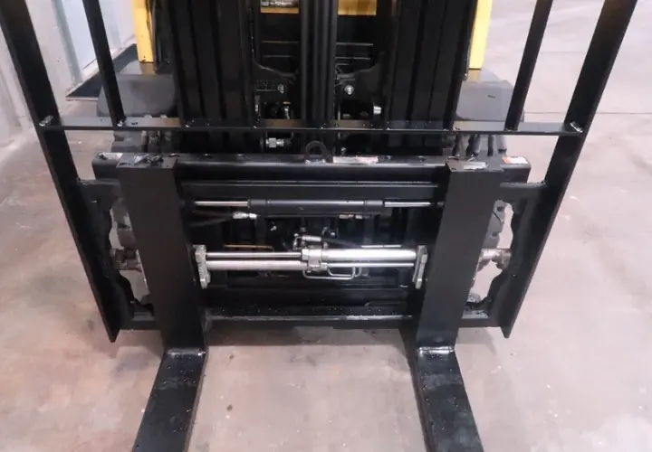 Parte da Frente da Empilhadeira Hyster