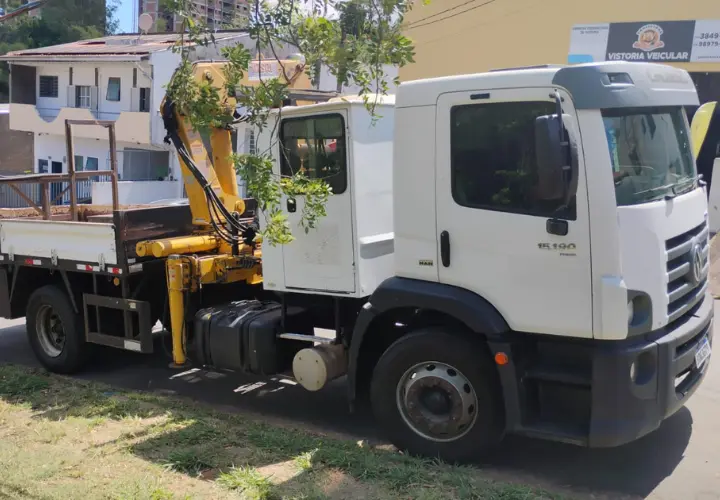 Locação de Caminhão Munck