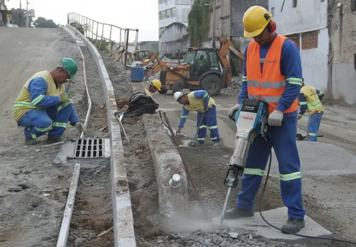 Aluguel de Britadeira